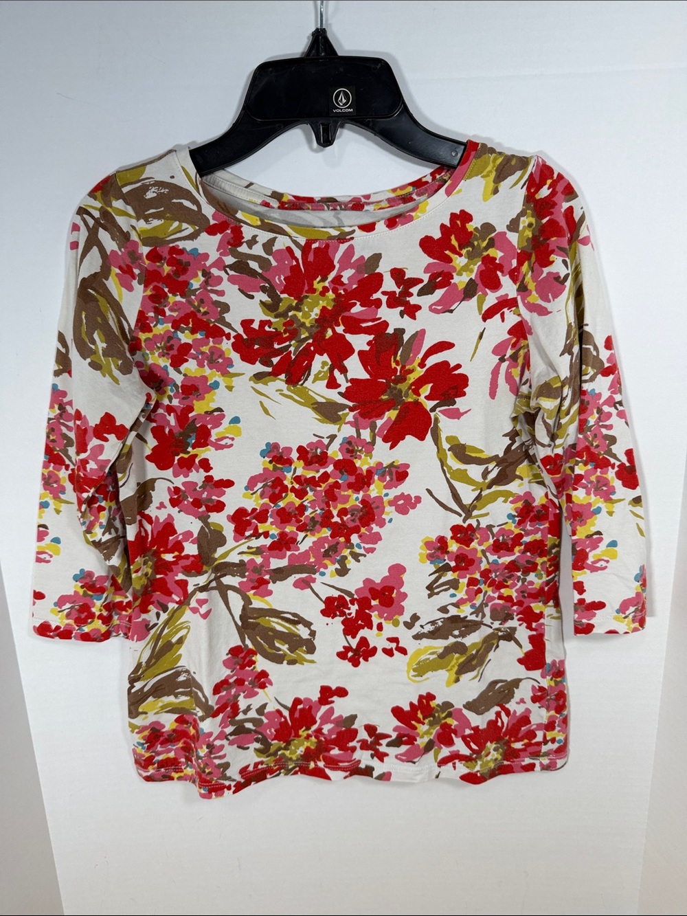 Talbots Petites Floral Crewneck 3/4 sleeve Top - Red Multi